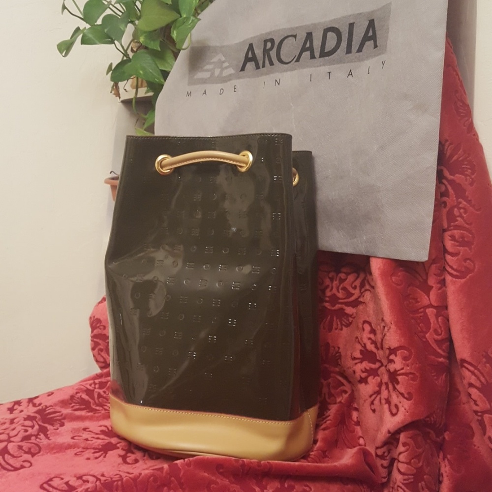 Arcadia olive green patent leather bucket bag